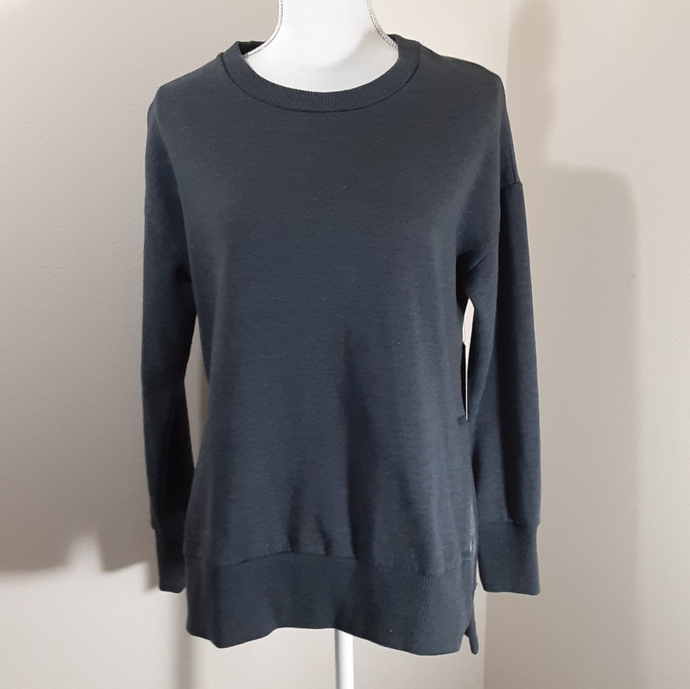 90 Degrees by Reflex Crewneck Hi-Low Sweatshirt Size Medium